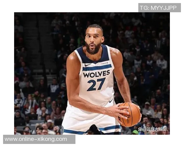 戈贝尔半场压哨补篮被判干扰球无效挑战成功引发热议