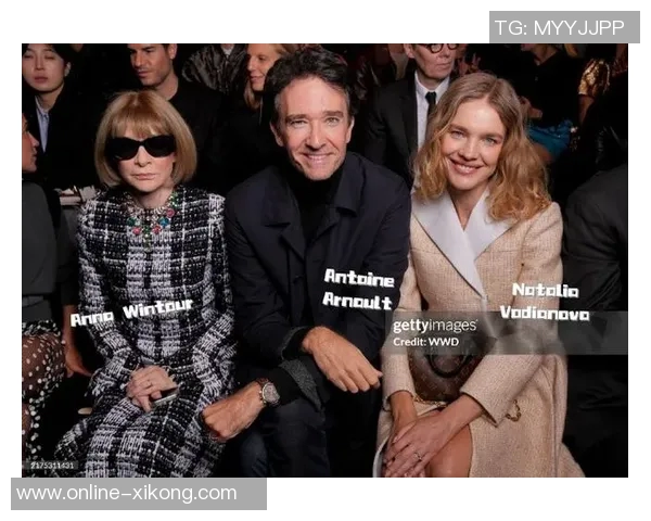 内维斯女友分享巴黎时装周精彩瞬间感受城市每个角落的魔力与魅力