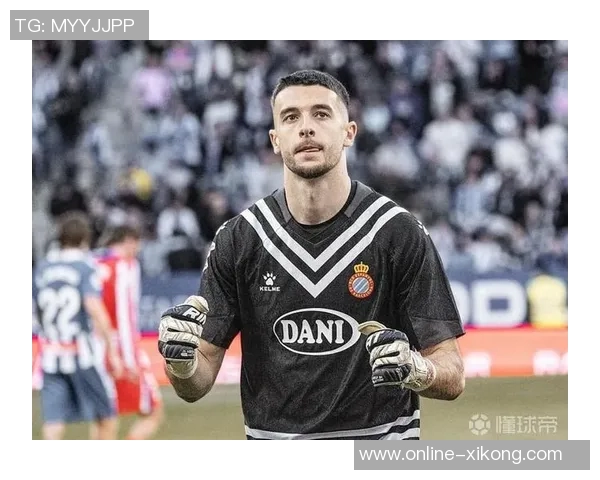 埃里克加西亚训练佩戴面具霍安加西亚国际比赛日后重返球队